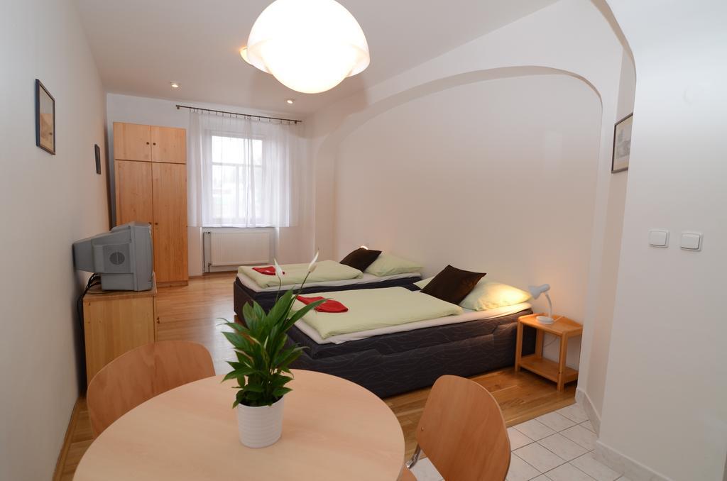 Apartments Karlin Прага Номер фото