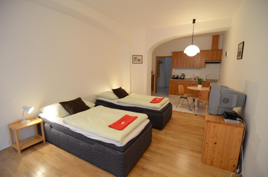 Apartments Karlin Прага Номер фото