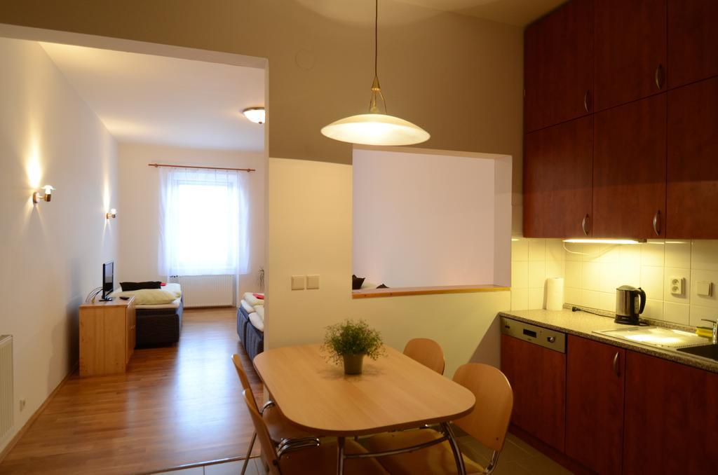 Apartments Karlin Прага Номер фото
