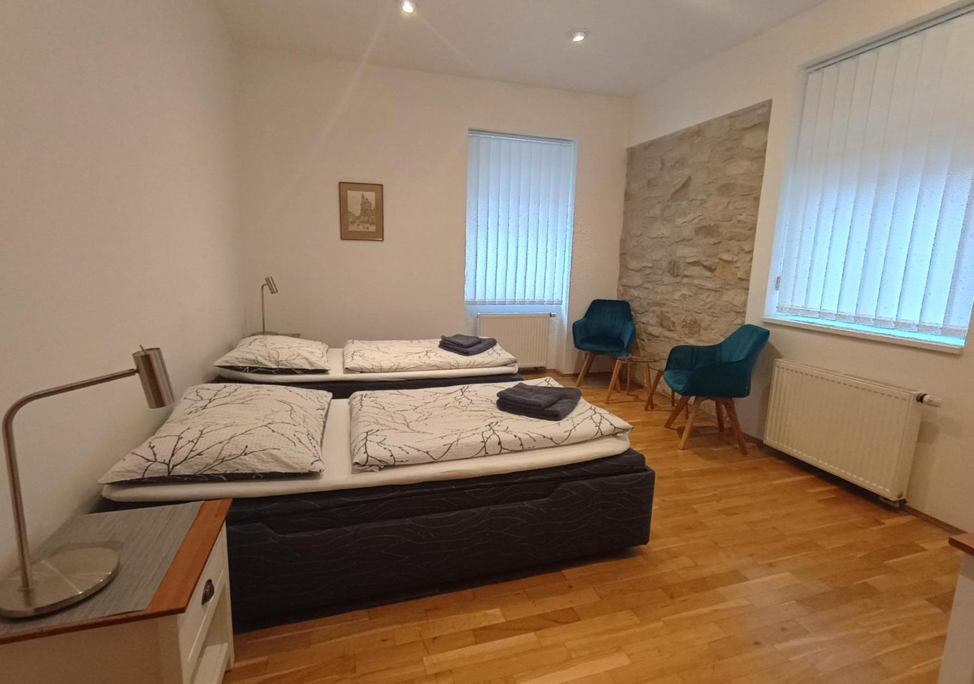 Apartments Karlin Прага Екстер'єр фото