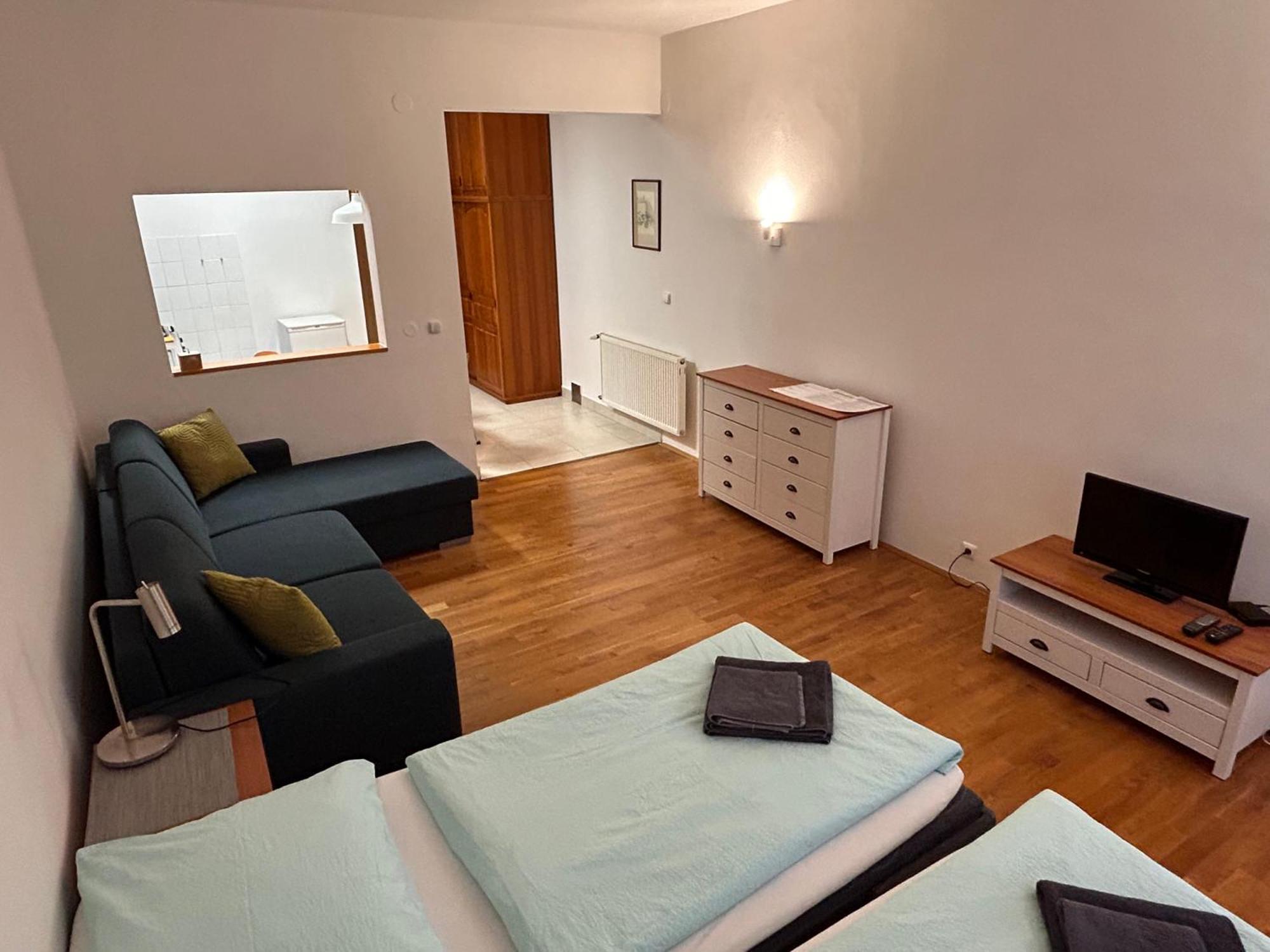 Apartments Karlin Прага Екстер'єр фото